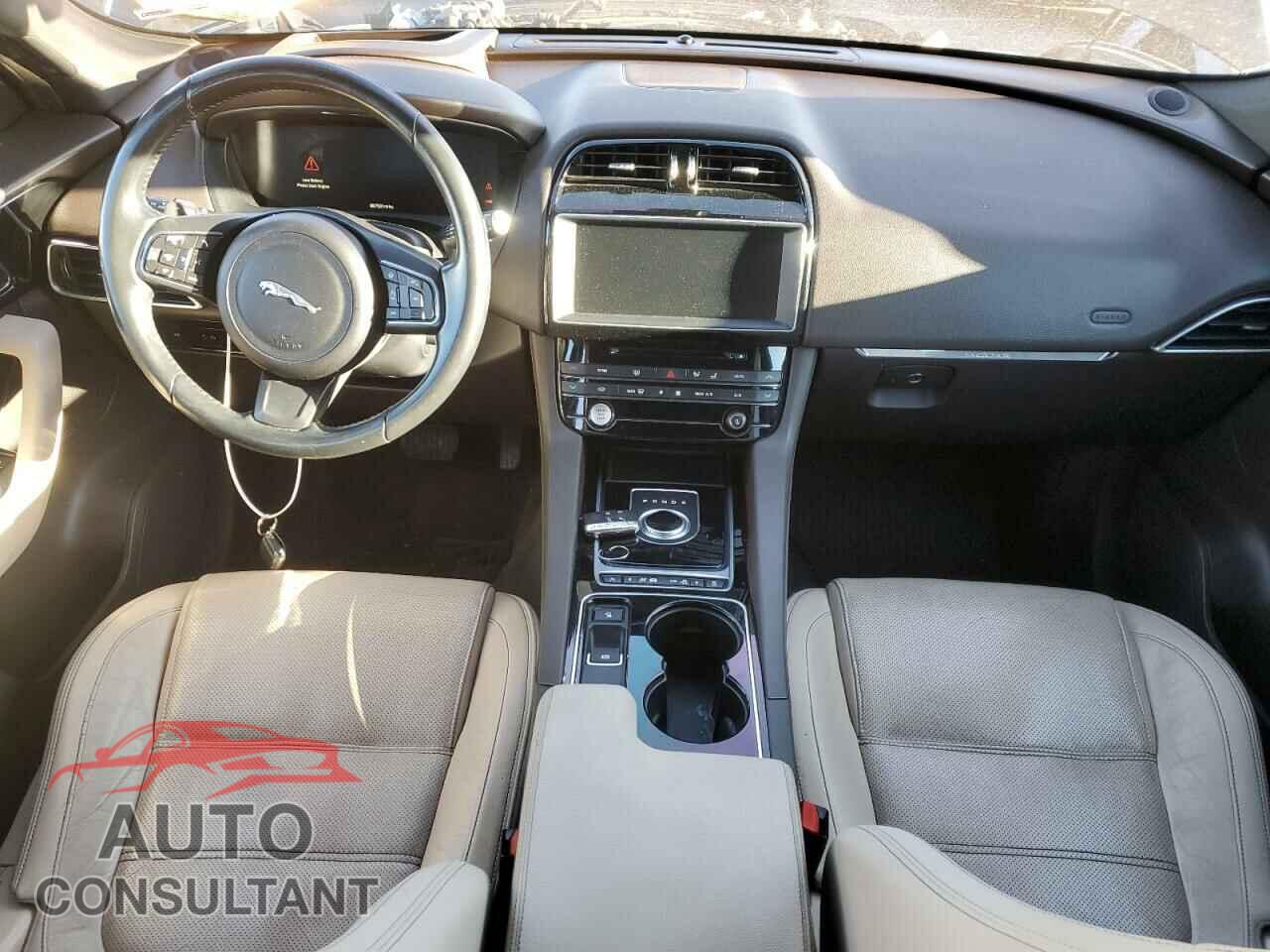 JAGUAR F-PACE 2017 - SADCK2BV2HA071318