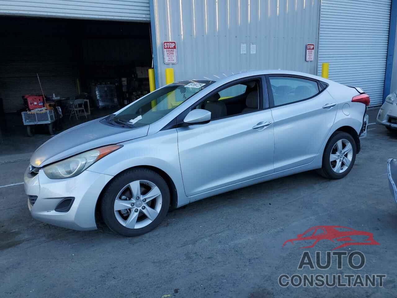HYUNDAI ELANTRA 2013 - 5NPDH4AE2DH344160