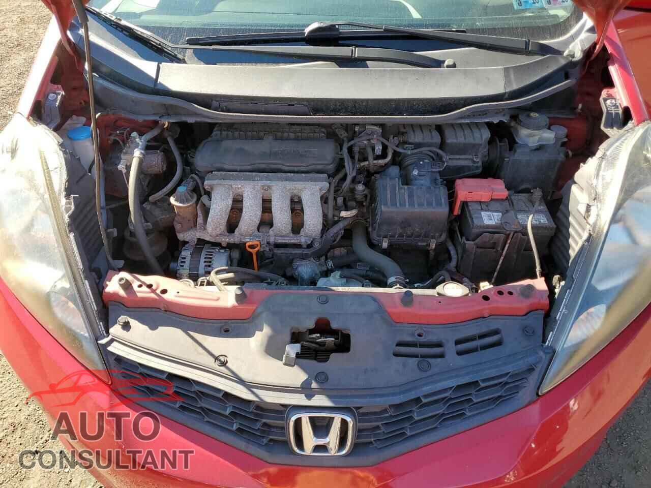 HONDA FIT 2012 - JHMGE8G58CS008564