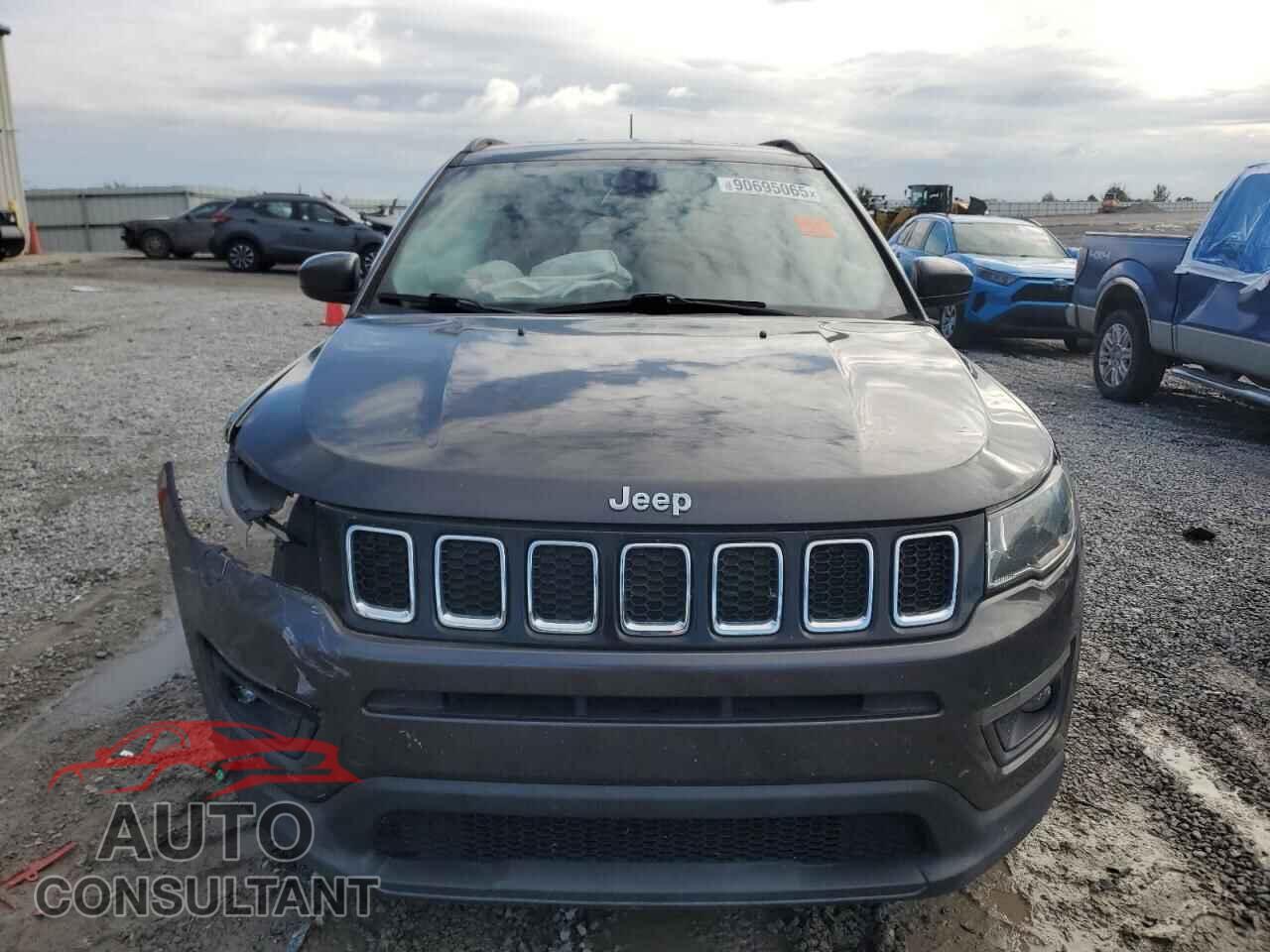 JEEP COMPASS 2018 - 3C4NJCBB6JT368917