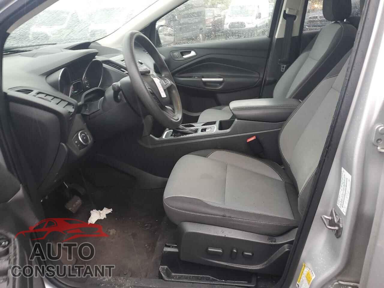 FORD ESCAPE 2018 - 1FMCU9GD6JUA73829
