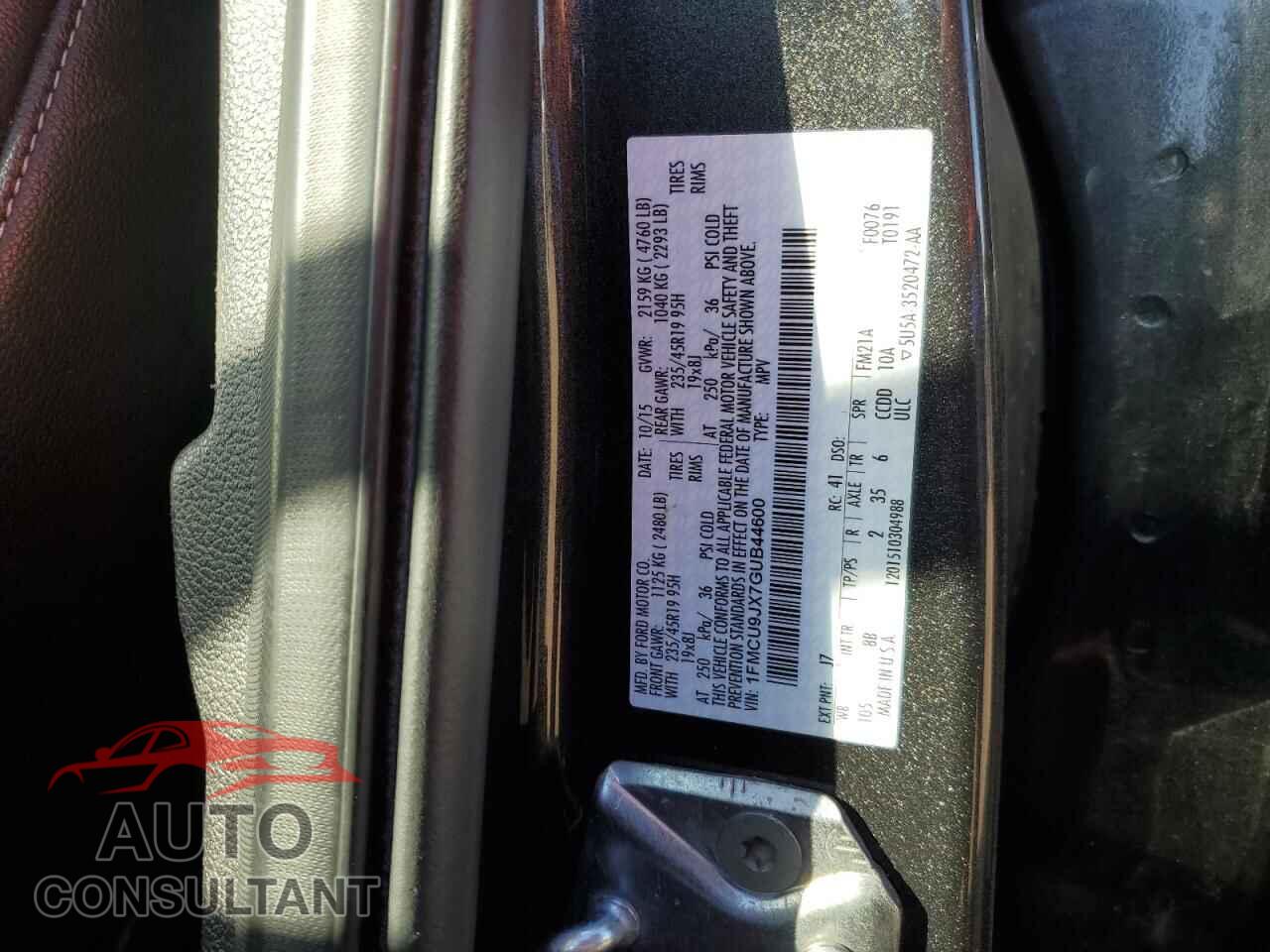 FORD ESCAPE 2016 - 1FMCU9JX7GUB44600