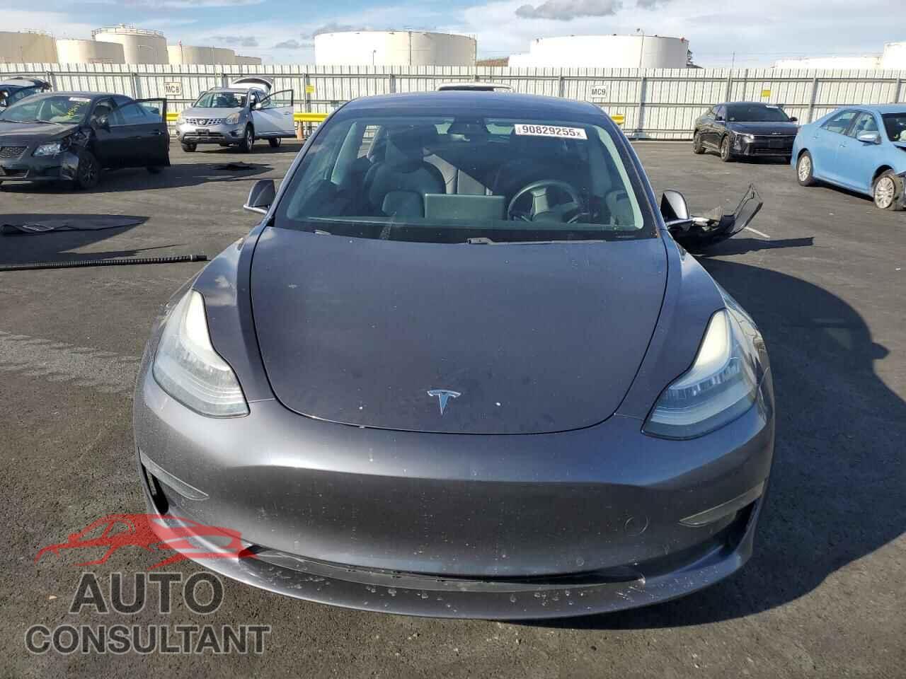 TESLA MODEL 3 2018 - 5YJ3E1EB5JF185244