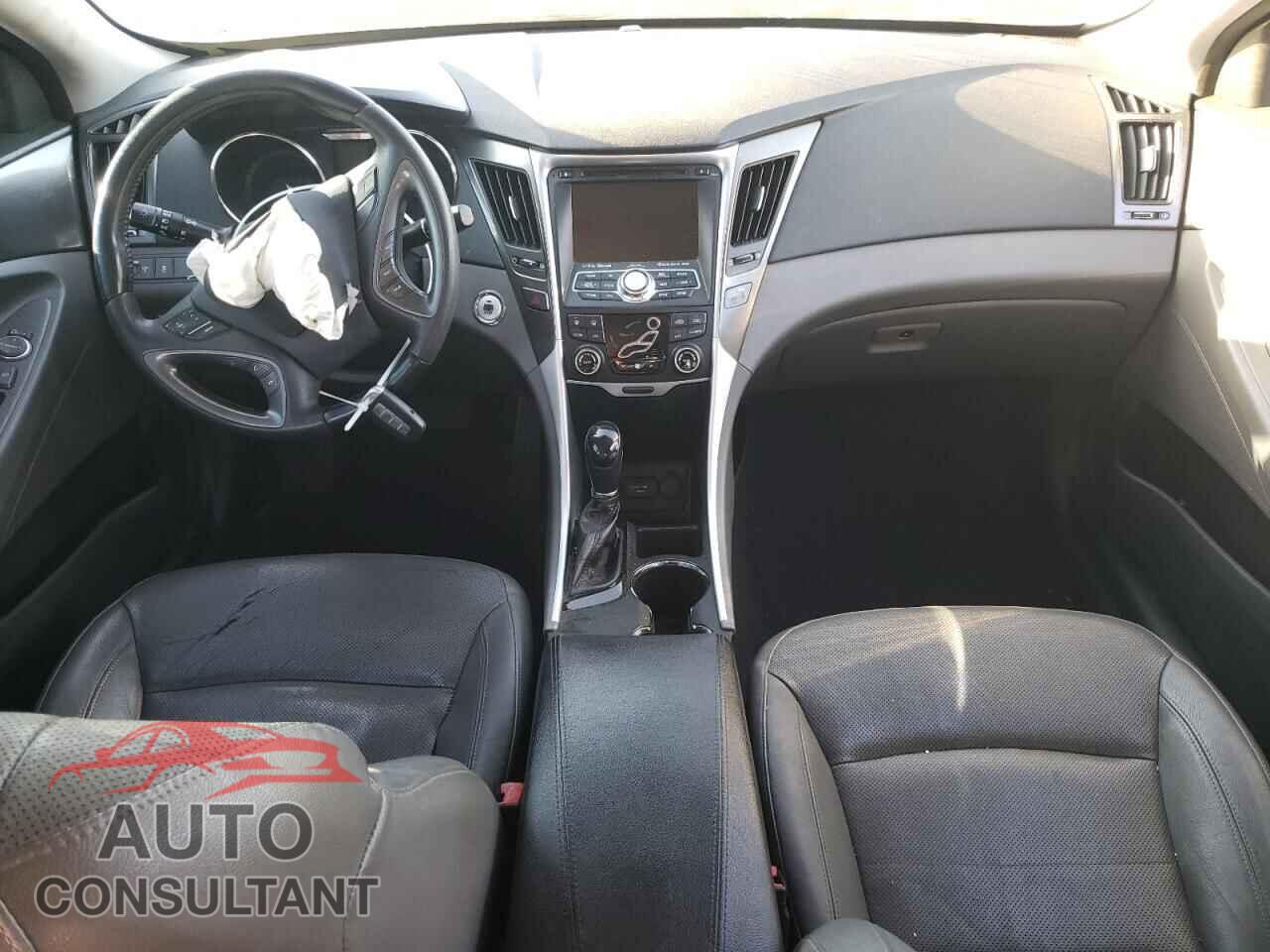 HYUNDAI SONATA 2012 - KMHEC4A45CA020681