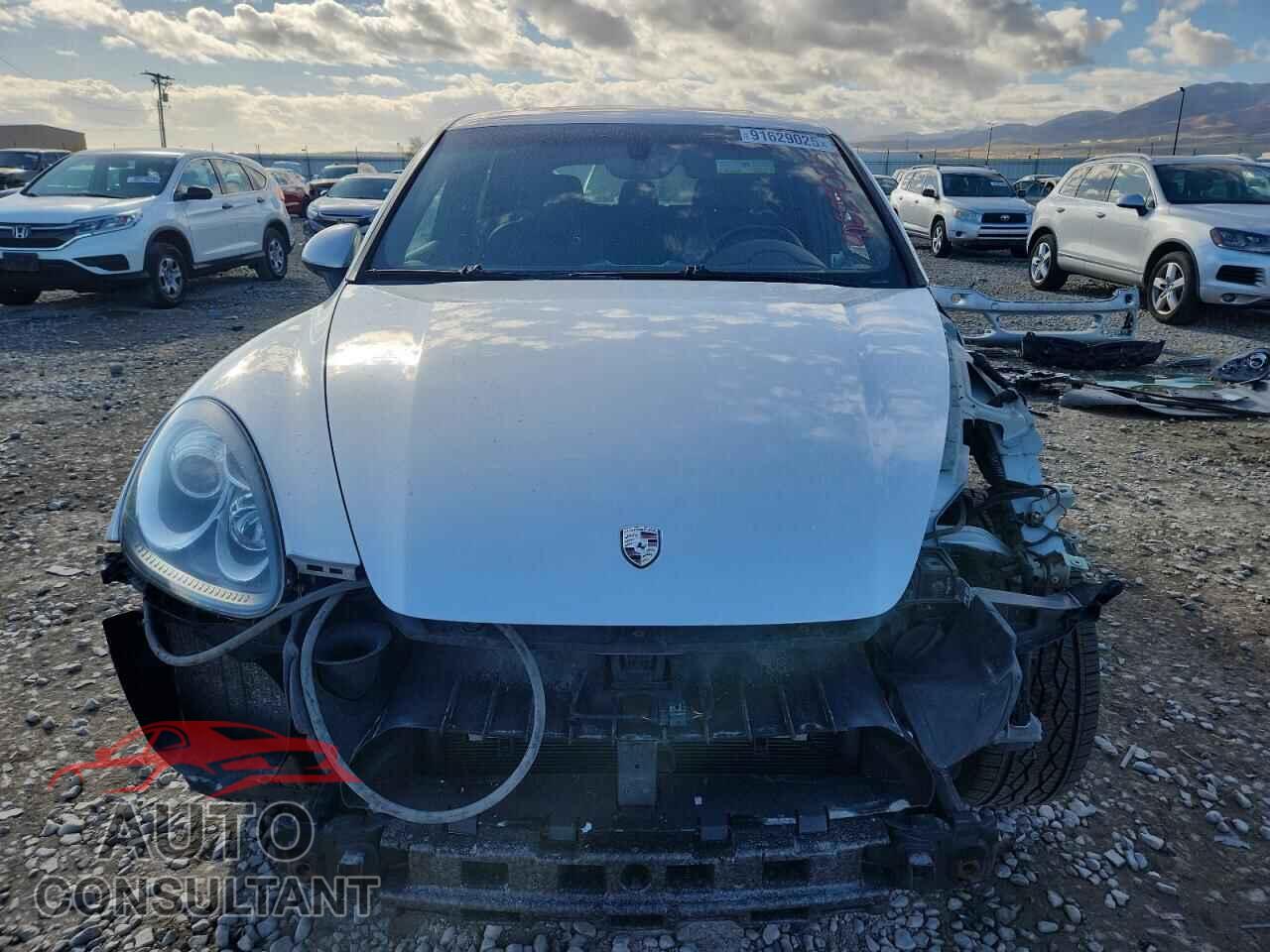 PORSCHE CAYENNE 2012 - WP1AE2A27CLA90458