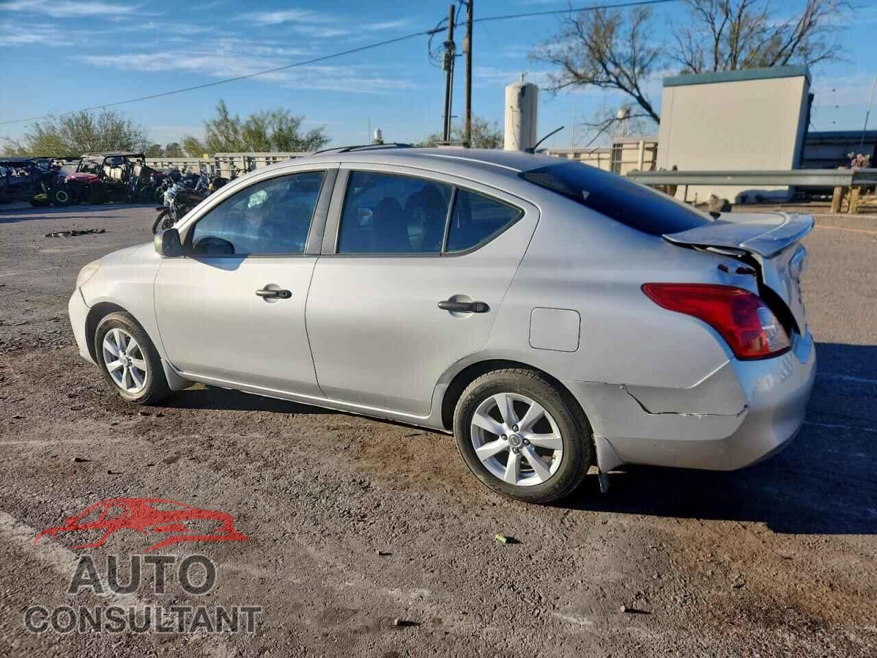 NISSAN VERSA 2012 - 3N1CN7AP1CL920586
