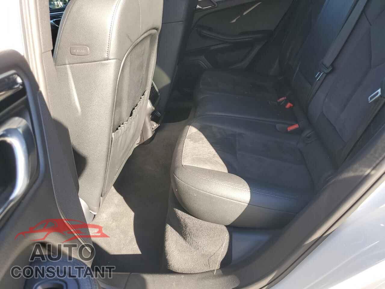 PORSCHE MACAN 2016 - WP1AB2A54GLB58434