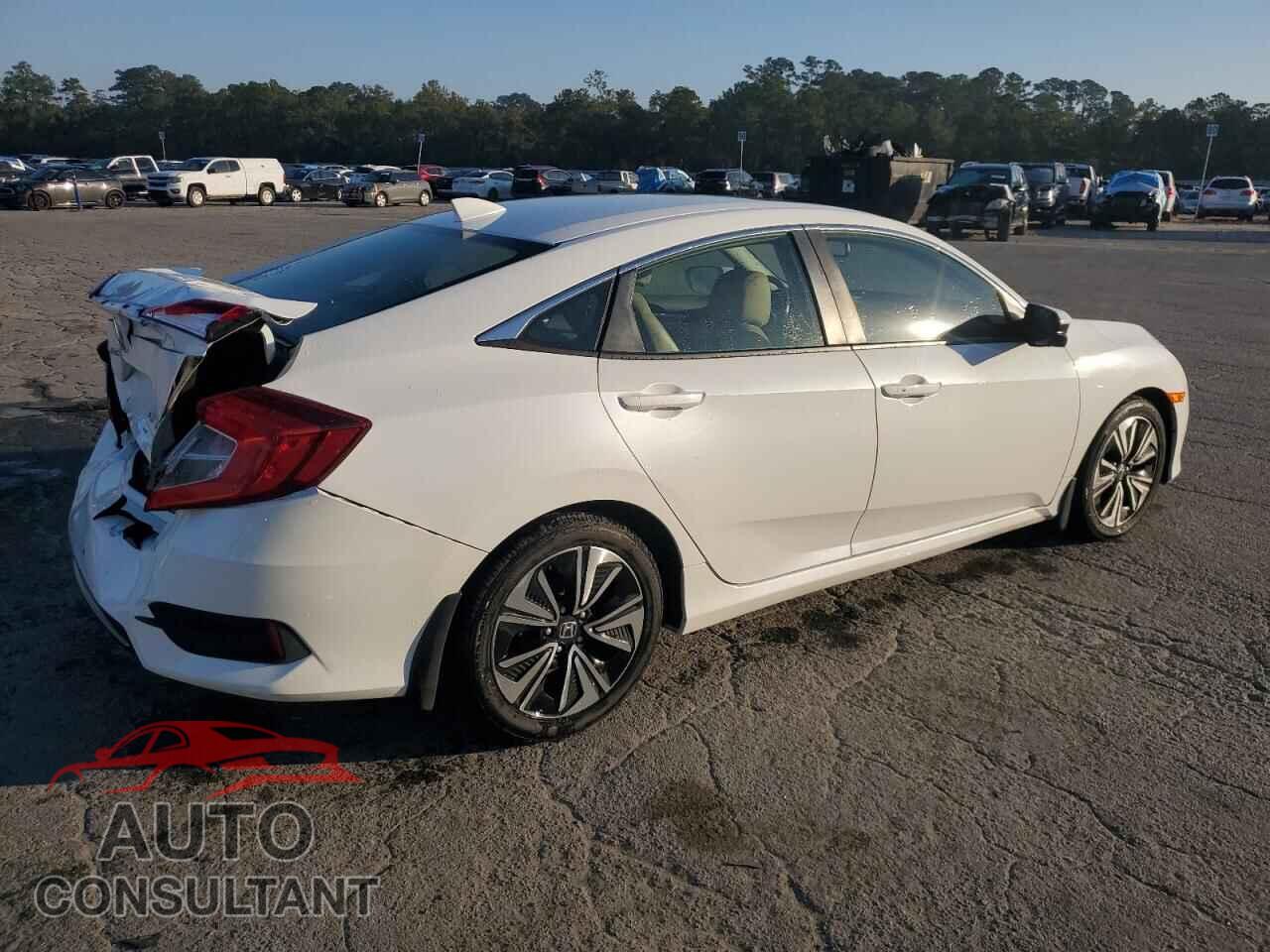 HONDA CIVIC 2018 - JHMFC1F78JX021021