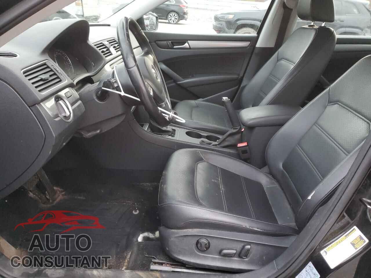 VOLKSWAGEN PASSAT 2014 - 1VWAH7A3XEC004039