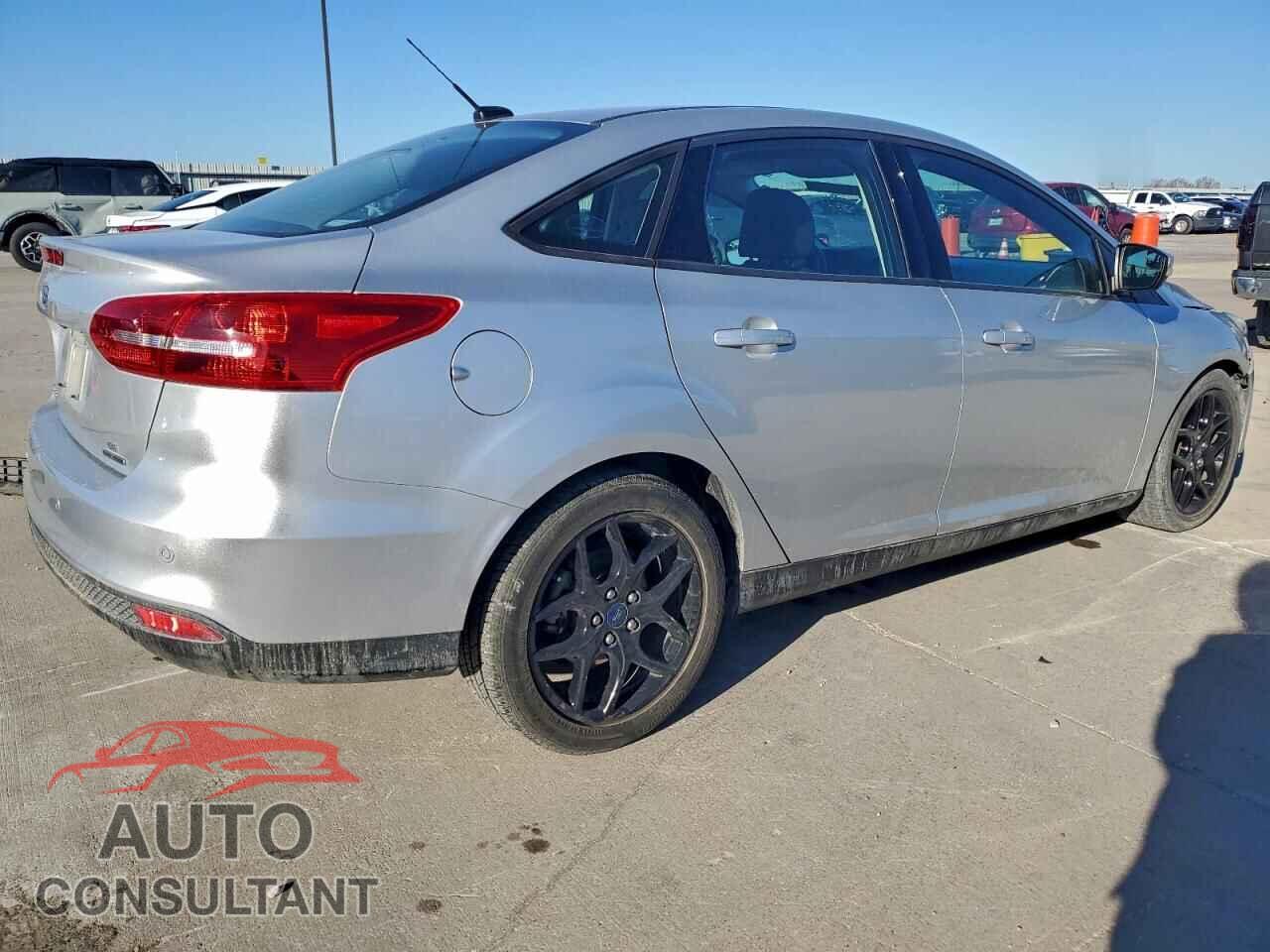 FORD FOCUS 2016 - 1FADP3F2XGL404686