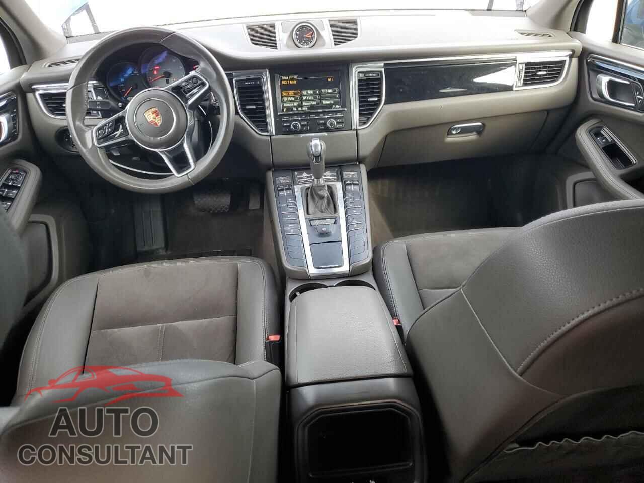 PORSCHE MACAN 2015 - WP1AB2A57FLB43084