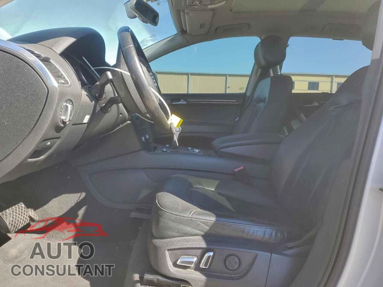 AUDI Q7 2012 - WA1LMBFEXCD005181