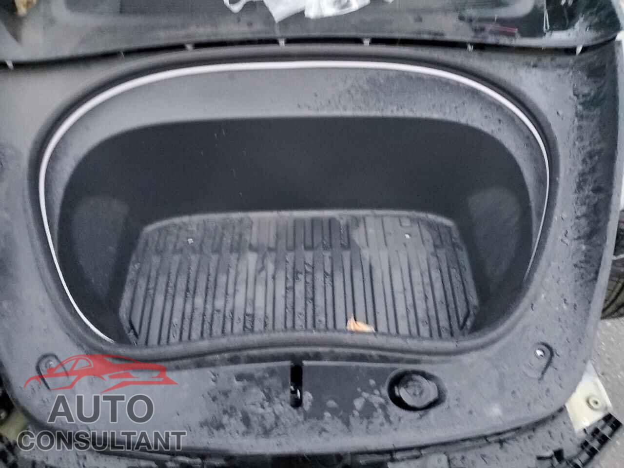 TESLA MODEL 3 2024 - 5YJ3E1EA6RF854284