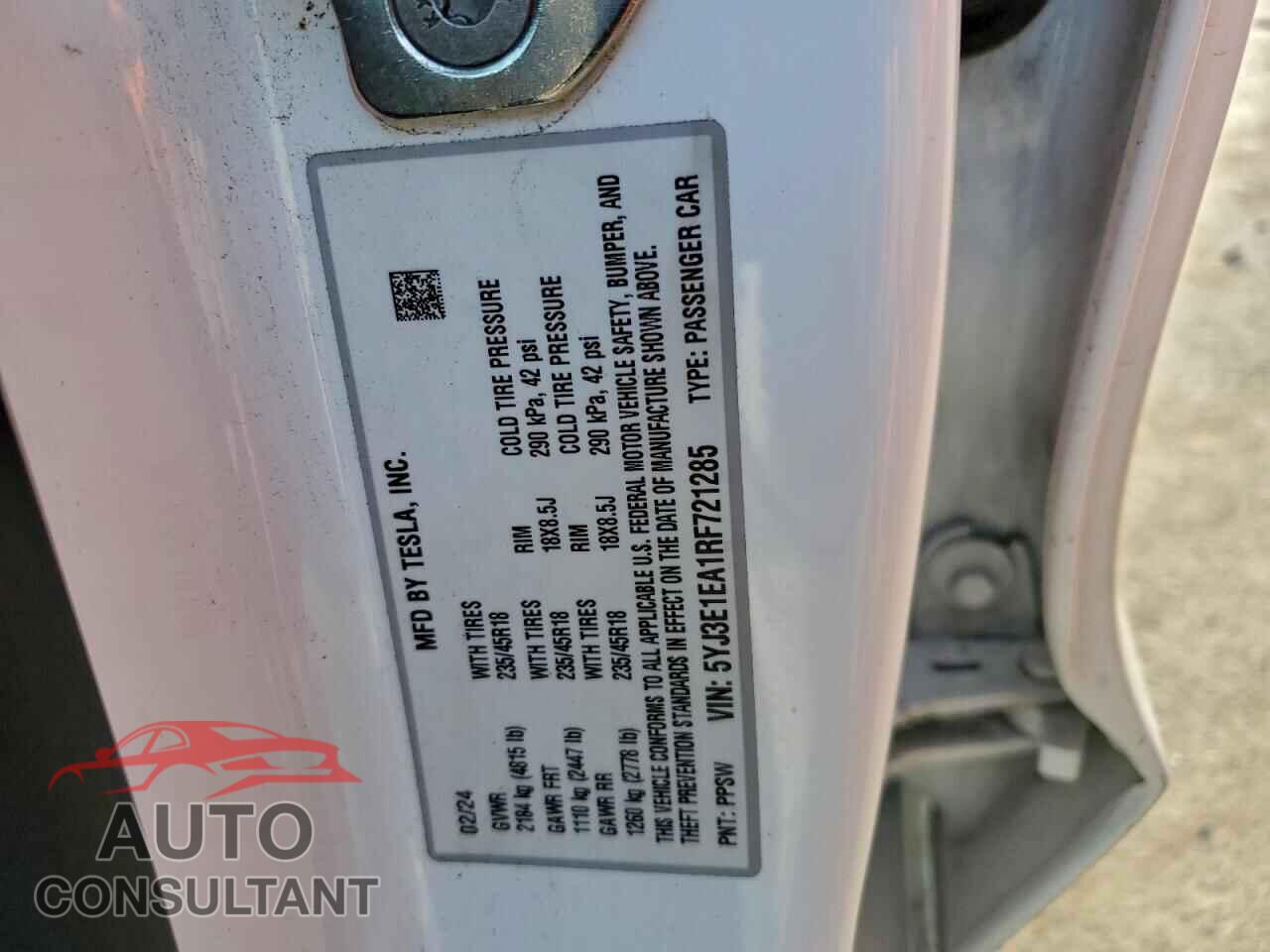 TESLA MODEL 3 2024 - 5YJ3E1EA1RF721285