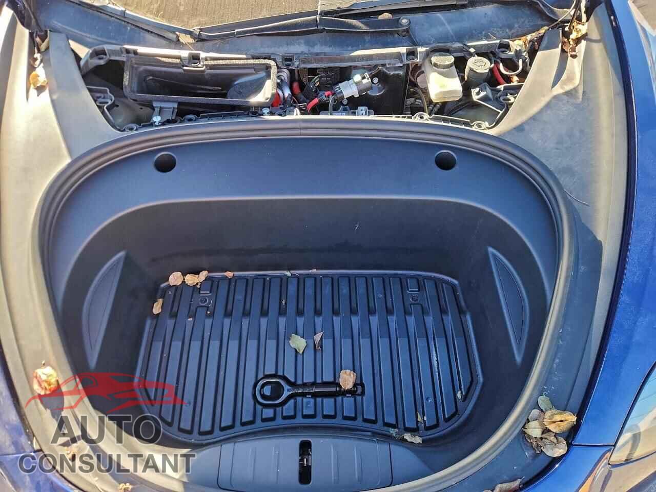 TESLA MODEL 3 2023 - 5YJ3E1EA9PF582956