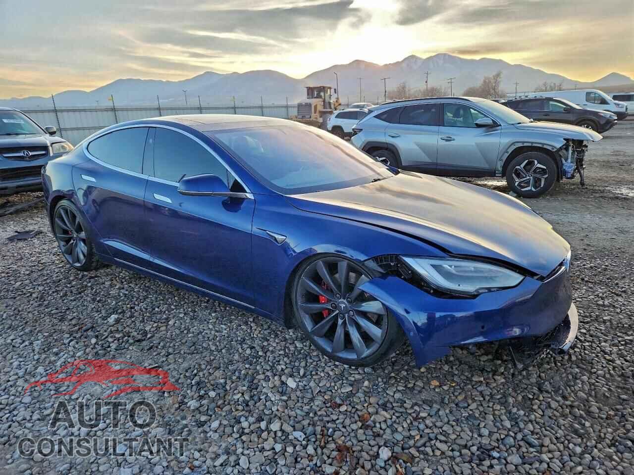 TESLA MODEL S 2017 - 5YJSA1E42HF200706