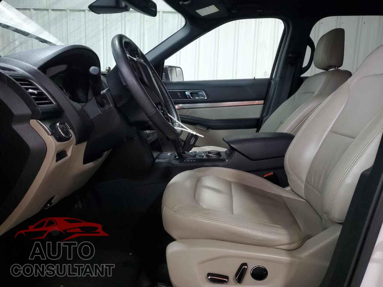 FORD EXPLORER 2018 - 1FM5K8D82JGB69536
