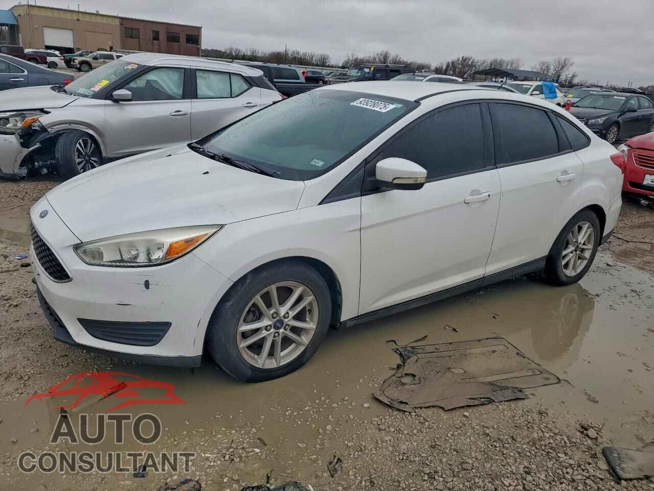 FORD FOCUS 2015 - 1FADP3F26FL263436
