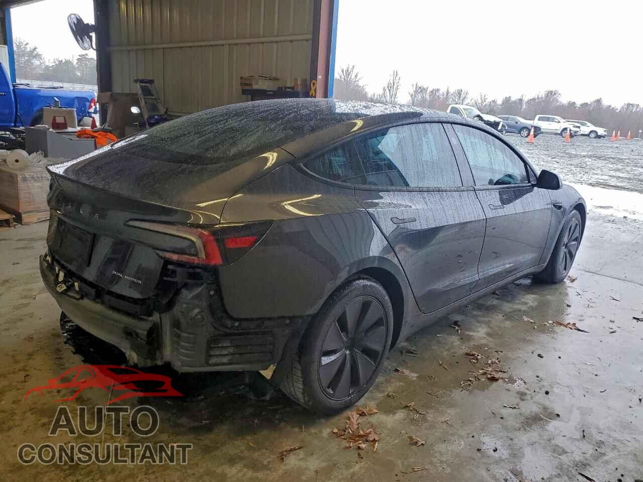 TESLA MODEL 3 2024 - 5YJ3E1EB3RF743555