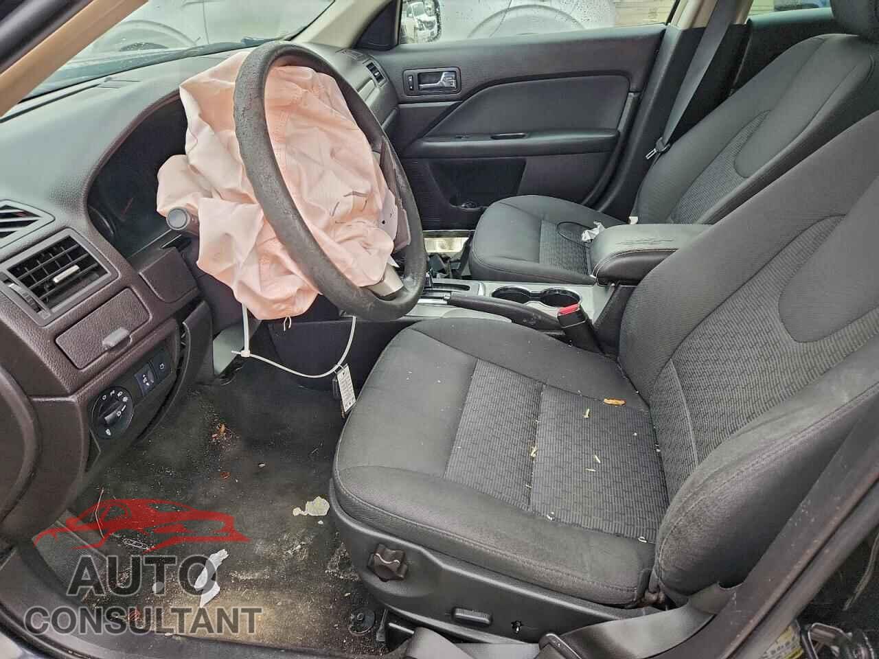 FORD FUSION 2011 - 3FAHP0HA2BR240719