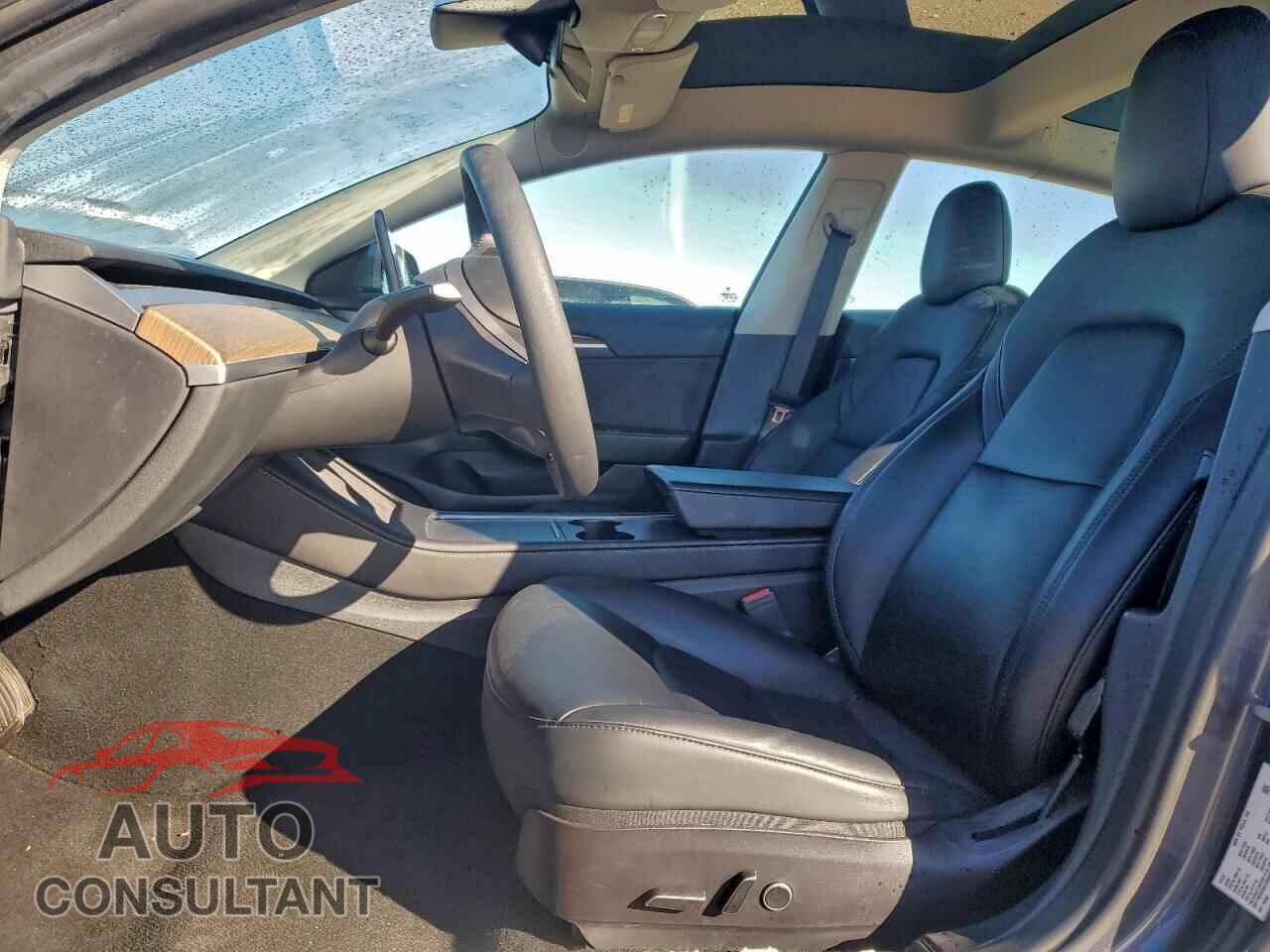 TESLA MODEL 3 2022 - 5YJ3E1EA9NF376694