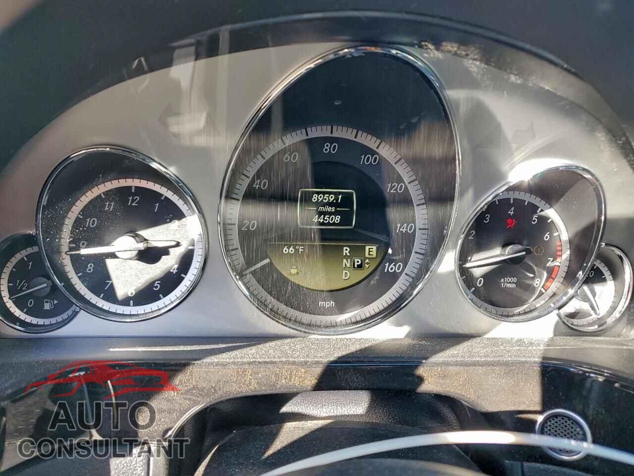 MERCEDES-BENZ E-CLASS 2012 - WDDHF5KB2CA534960