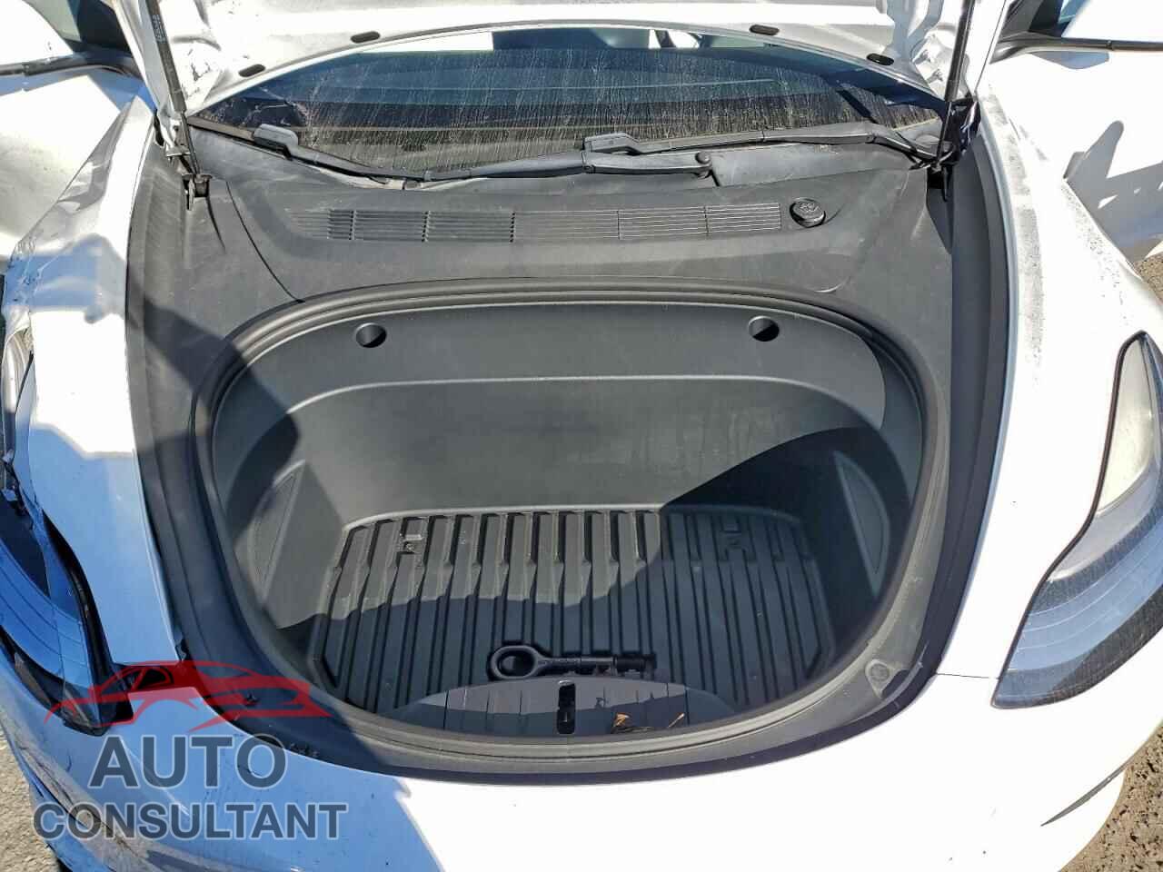 TESLA MODEL 3 2021 - 5YJ3E1EA0MF858825