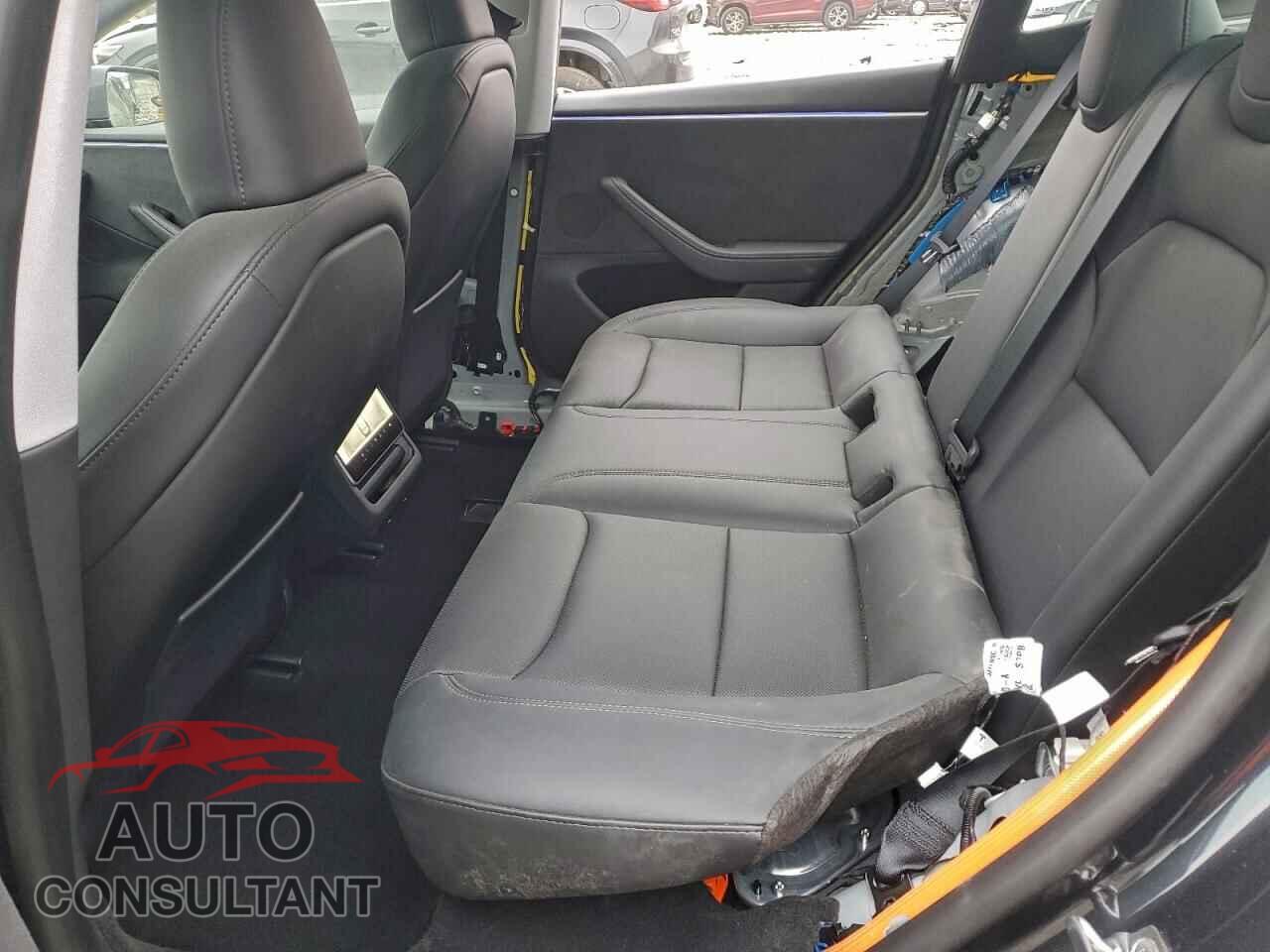 TESLA MODEL 3 2024 - 5YJ3E1EB6RF755635