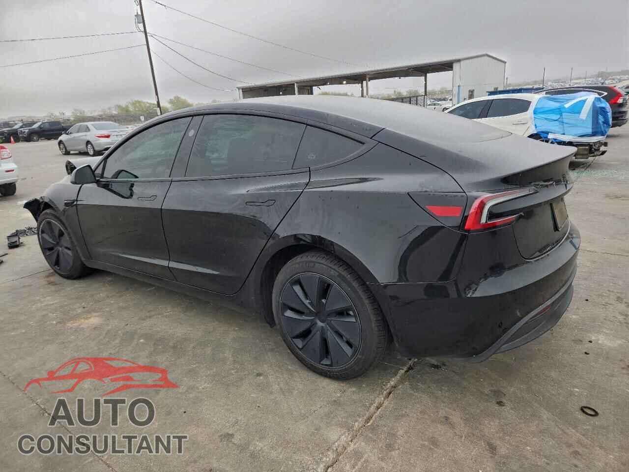 TESLA MODEL 3 2024 - 5YJ3E1EB4RF766777
