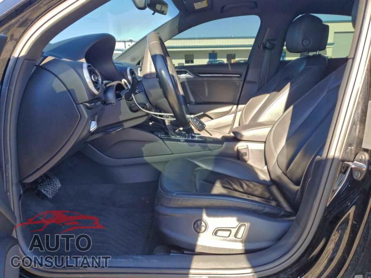 AUDI A3 2017 - WAUAUGFF9H1032722