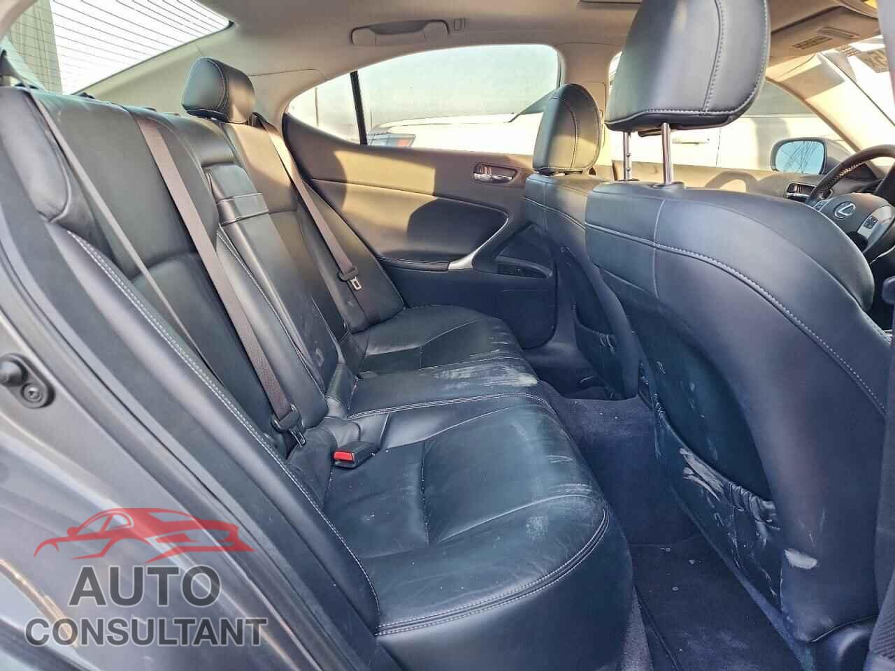 LEXUS IS 2013 - JTHBF5C26D5190444