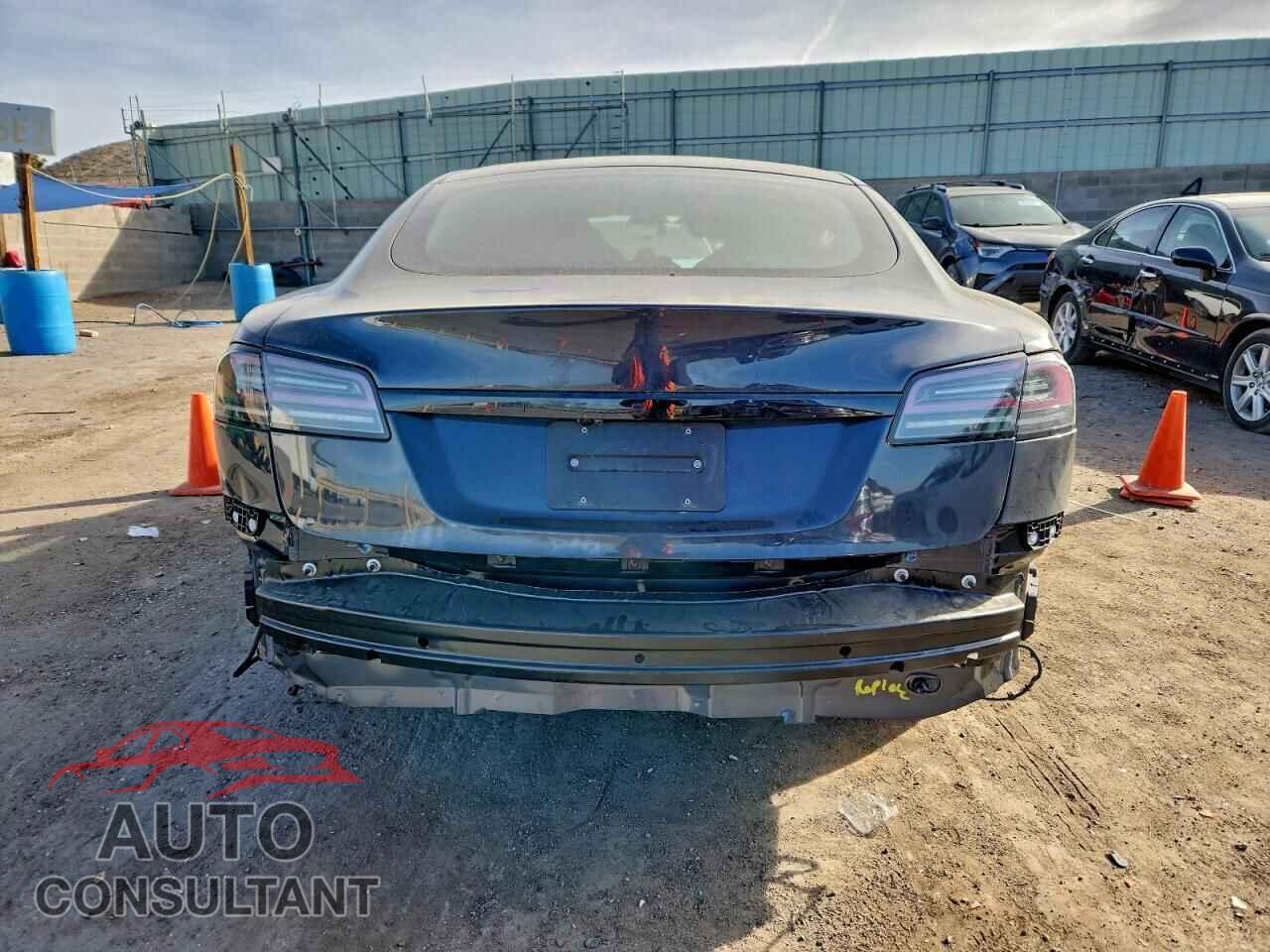TESLA MODEL S 2026 - 5YJSA1E54TF552977