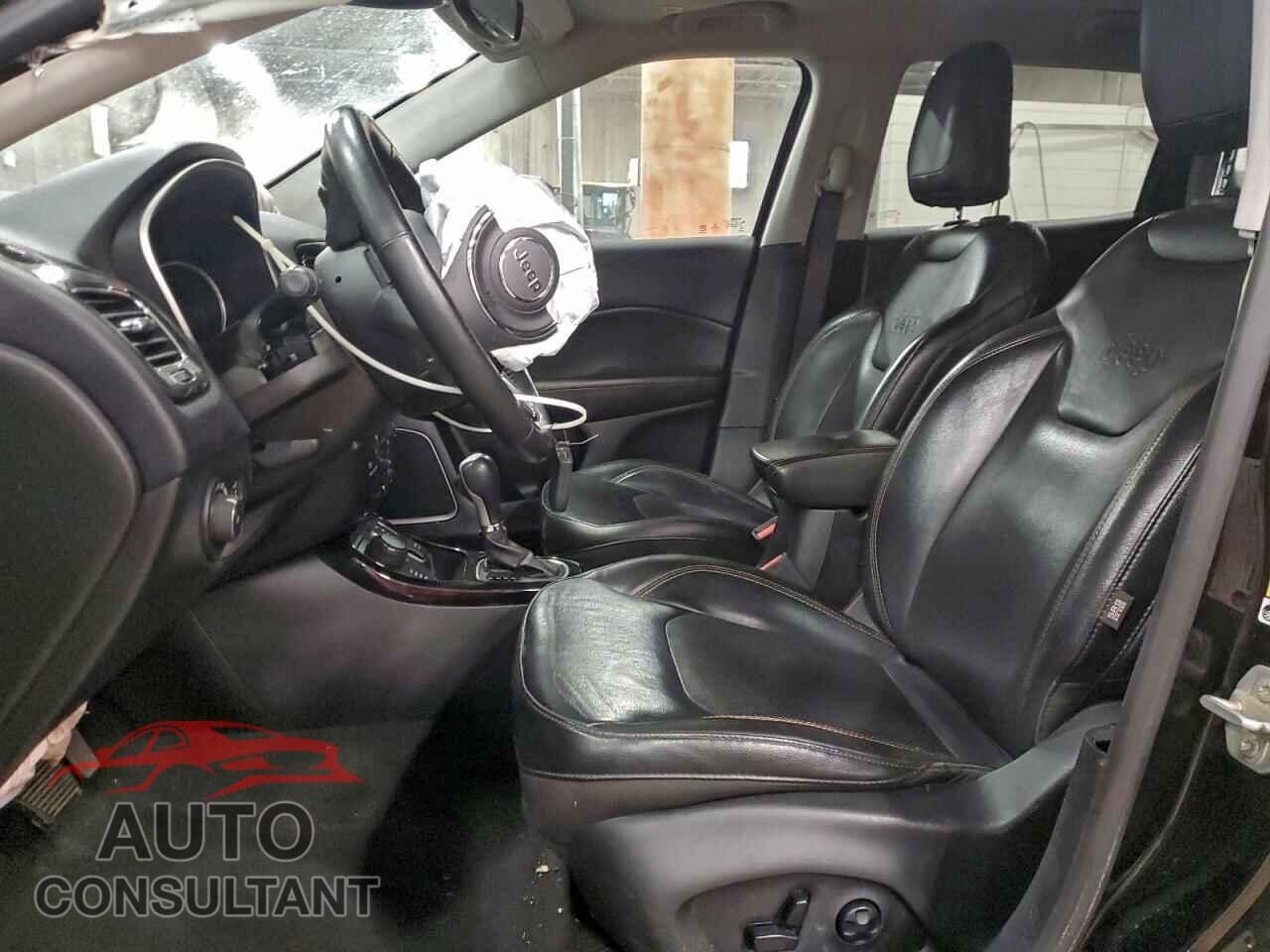JEEP COMPASS 2018 - 3C4NJDCB1JT372409