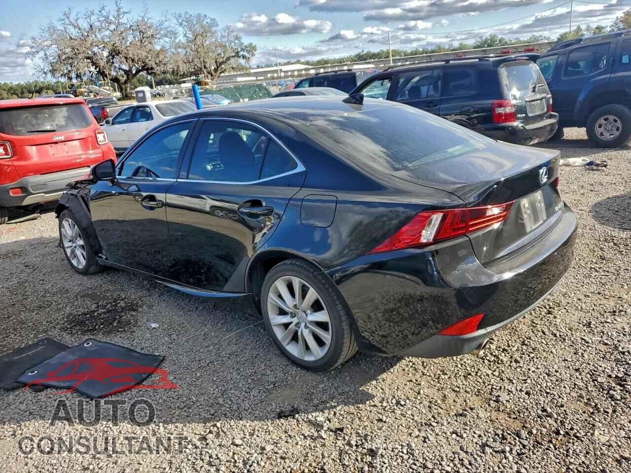 LEXUS IS 2015 - JTHBF1D23F5082535