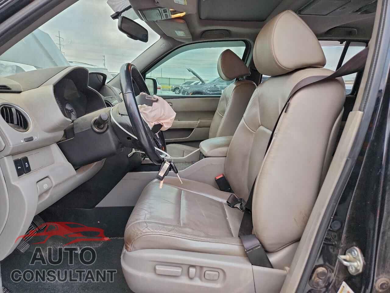 HONDA PILOT 2014 - 5FNYF3H99EB018575