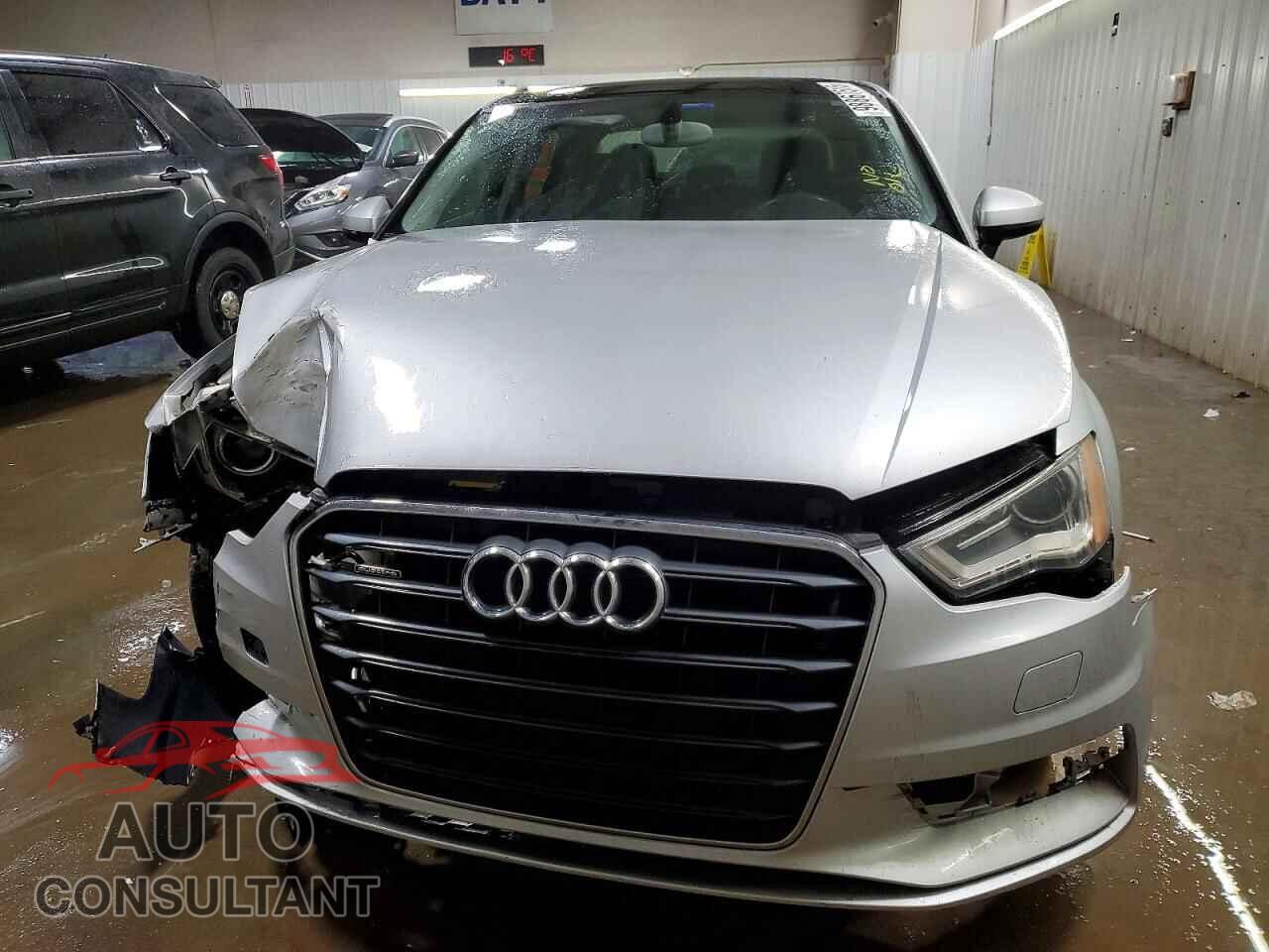 AUDI A3 2015 - WAUBFGFFXF1002155