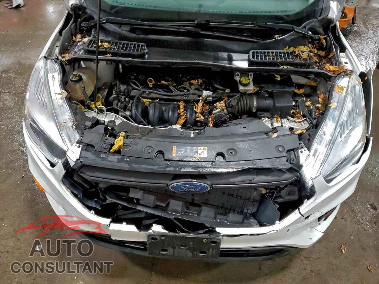 FORD ESCAPE 2017 - 1FMCU0F79HUB66667