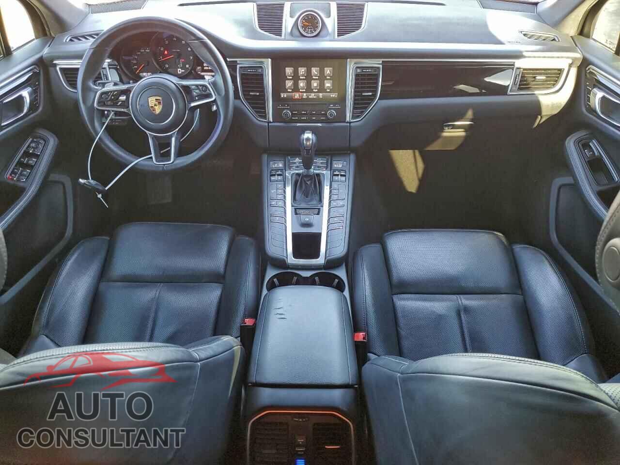 PORSCHE MACAN 2017 - WP1AA2A59HLB02588