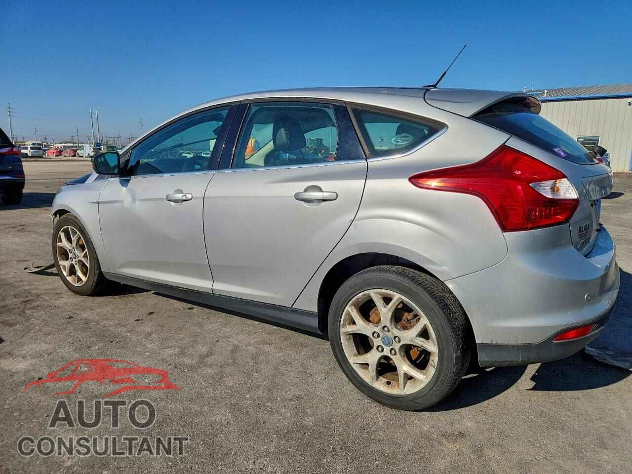 FORD FOCUS 2012 - 1FAHP3M23CL315380