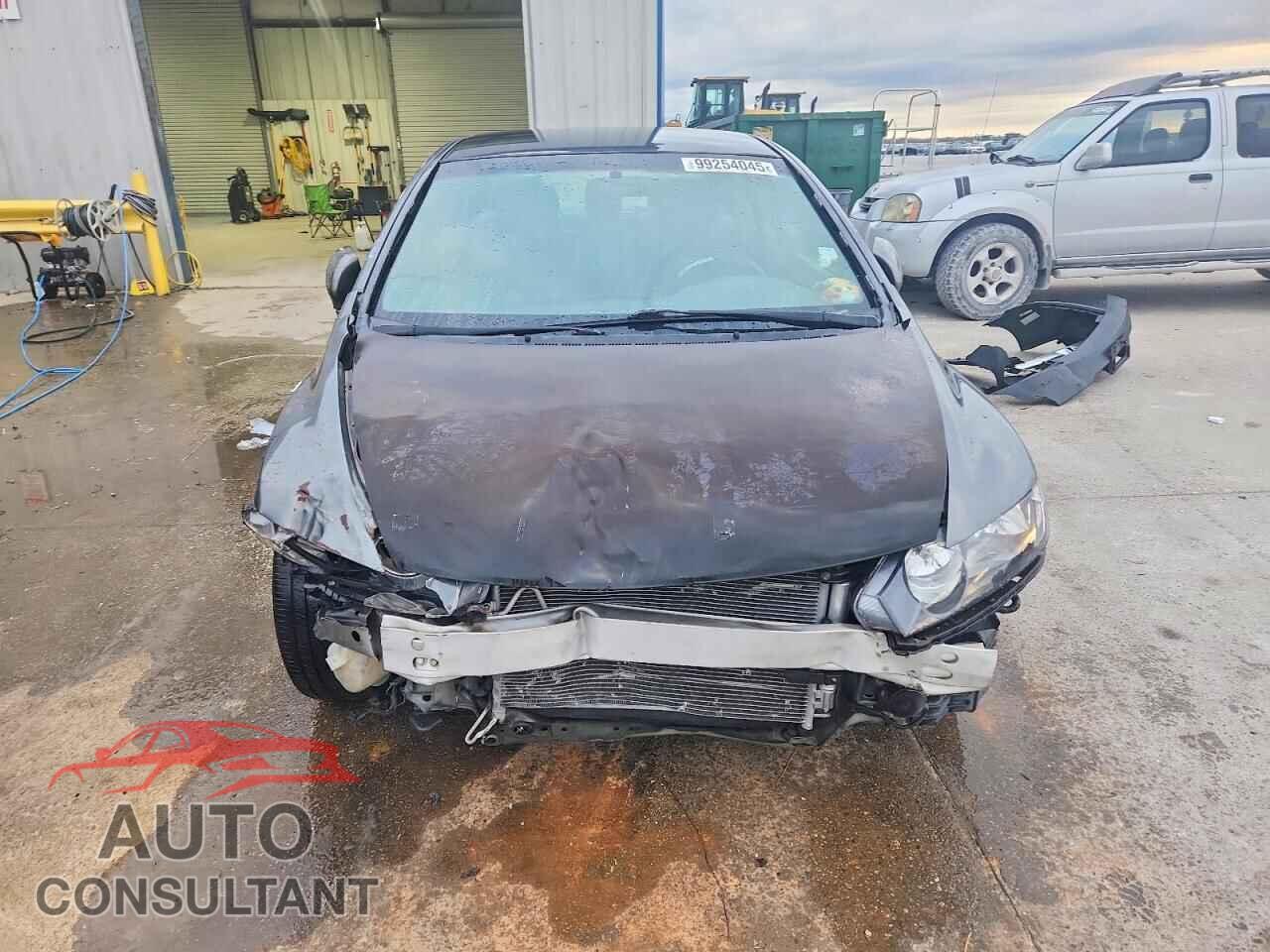 HONDA CIVIC 2011 - 2HGFA1F54BH302018