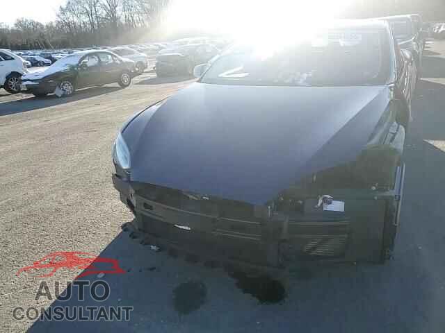 TESLA MODEL S 2017 - 5YJSA1E2XHF184401
