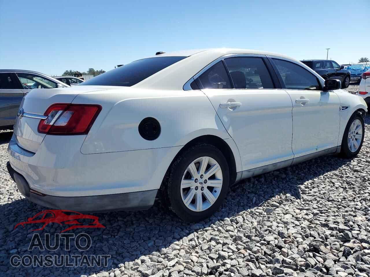 FORD TAURUS 2011 - 1FAHP2DW7BG110715