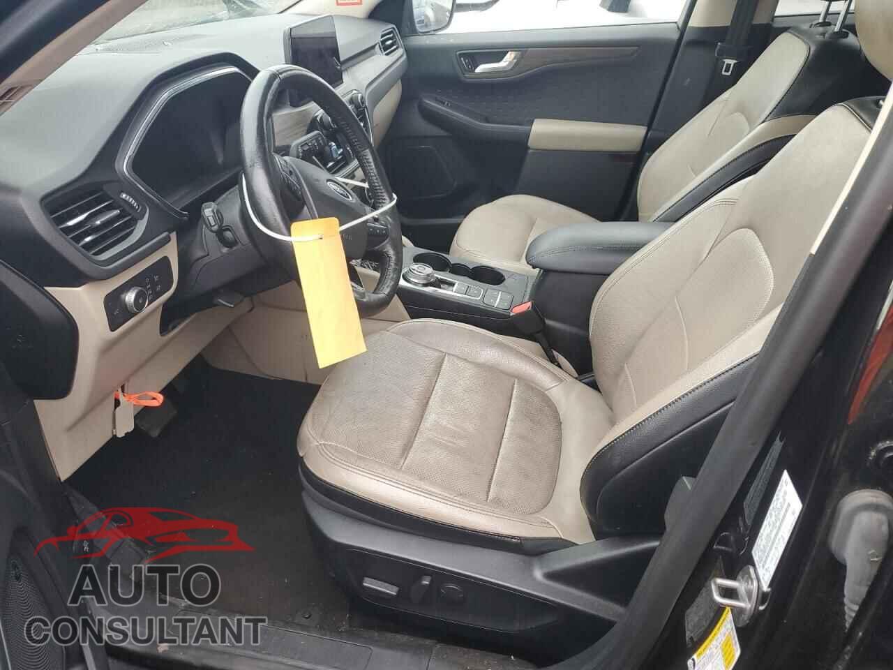 FORD ESCAPE 2020 - 1FMCU9J9XLUA11972