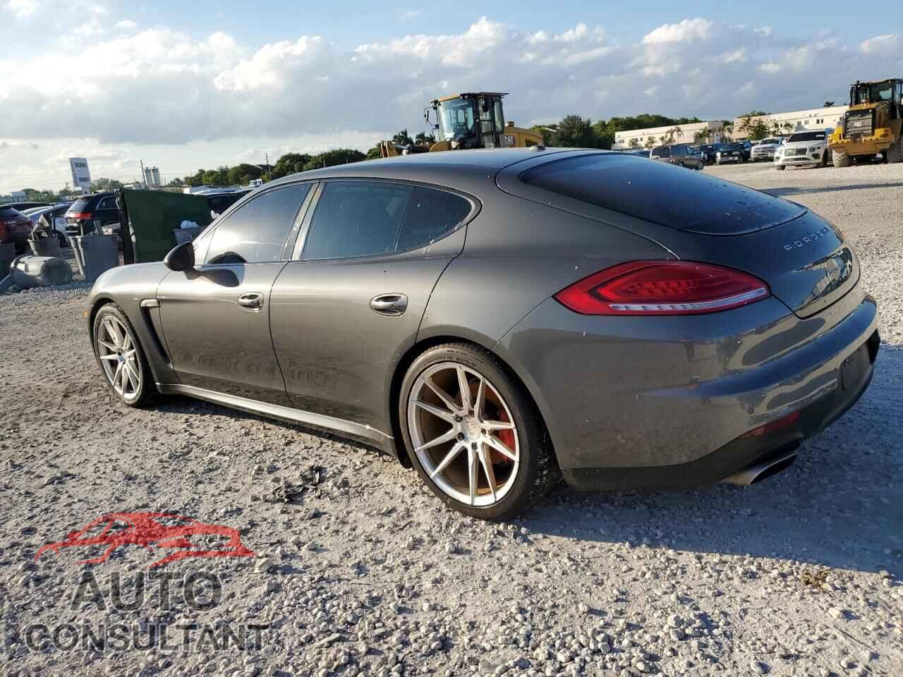 PORSCHE PANAMERA 2014 - WP0AA2A79EL008208