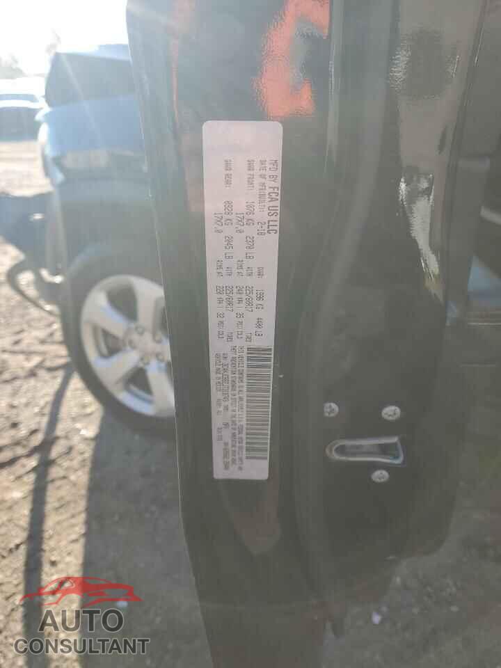 JEEP COMPASS 2018 - 3C4NJCBB2JT318743