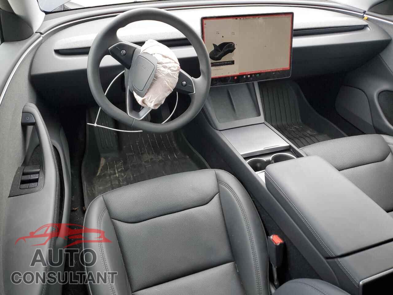 TESLA MODEL 3 2025 - 5YJ3E1EA2SF923767