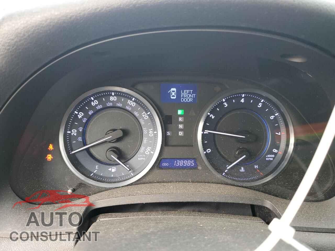 LEXUS IS 2011 - JTHCF5C2XB5049801