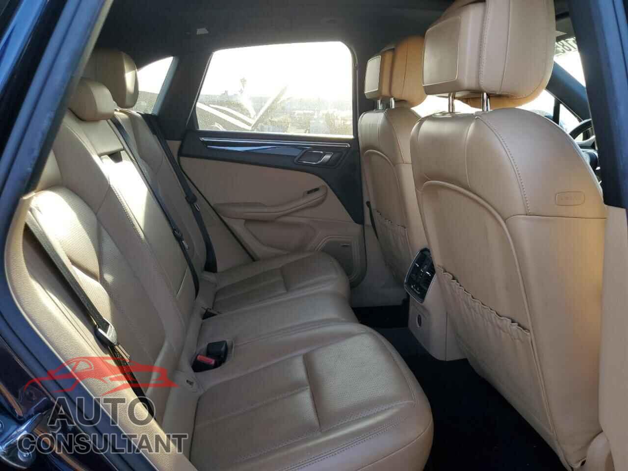 PORSCHE MACAN 2018 - WP1AA2A57JLB02305