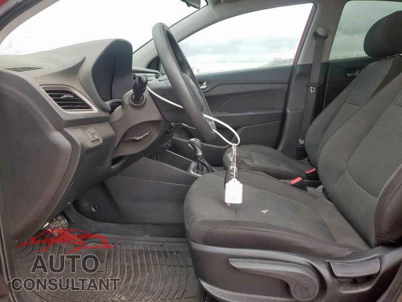 HYUNDAI ACCENT 2020 - 3KPC24A68LE120920