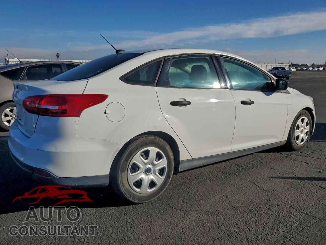 FORD FOCUS 2016 - 1FADP3E28GL363363